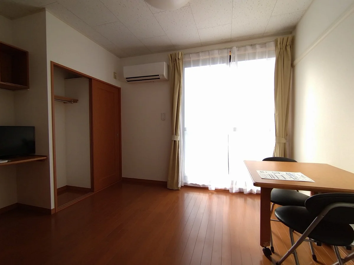 2階は絨毯仕様