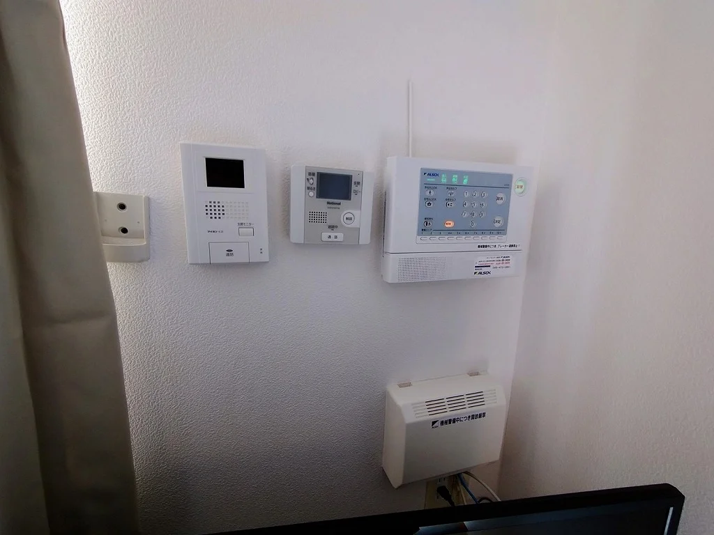 モニターホン標準設置♪