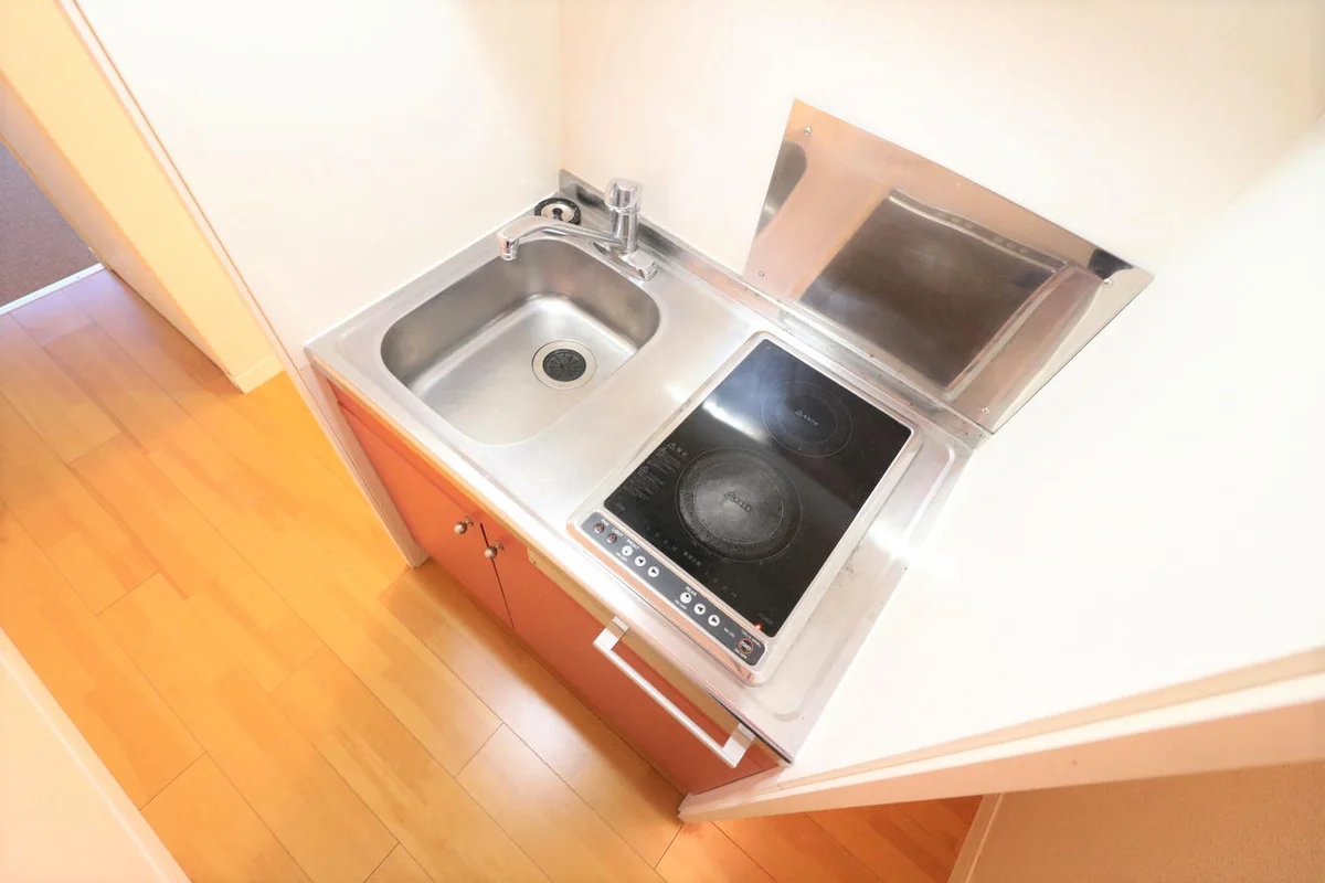 ２口コンロ付きラジエントヒータを設置