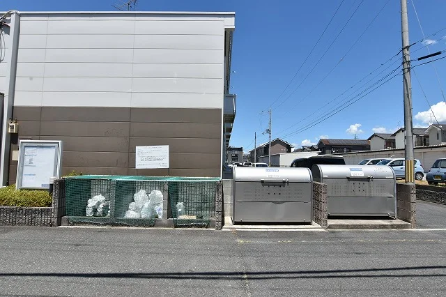 ゴミ置き場