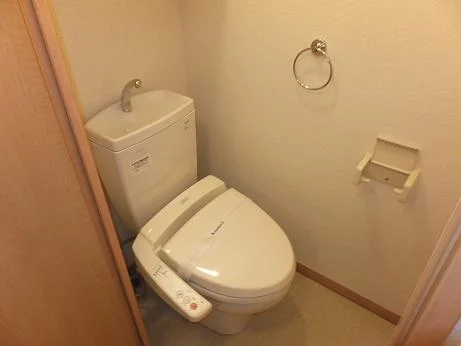 温水洗浄便座設置済み