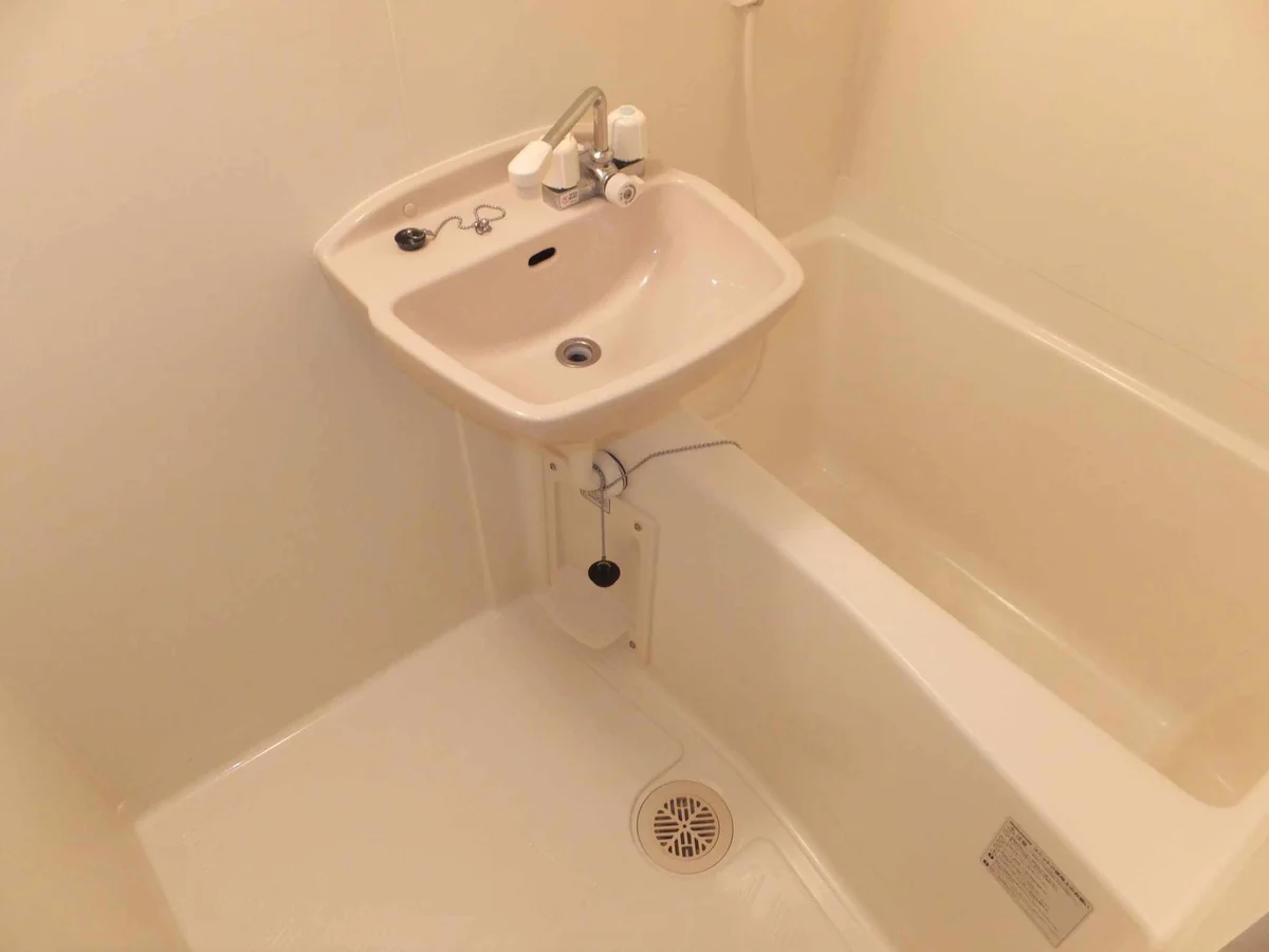 雨の日にうれしい浴室乾燥機付き