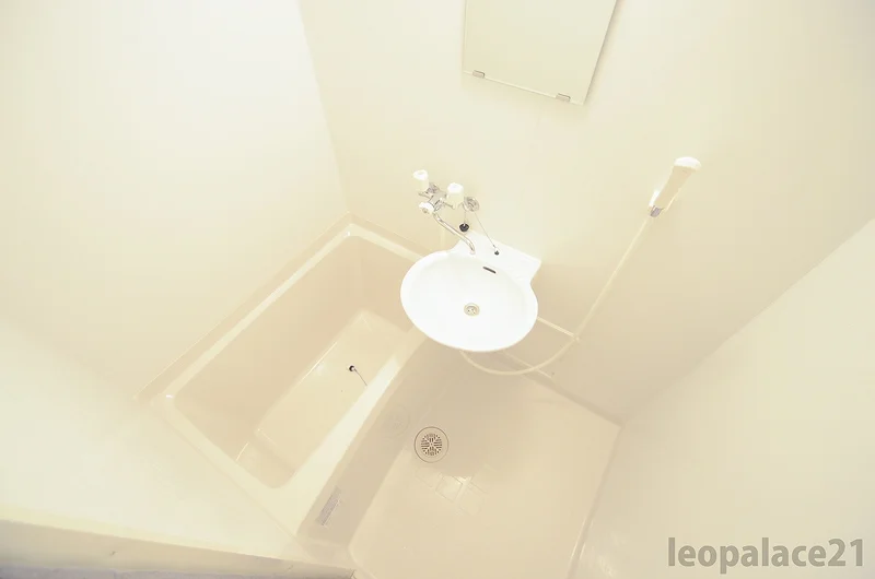 実際のお部屋と異なる場合がございます。