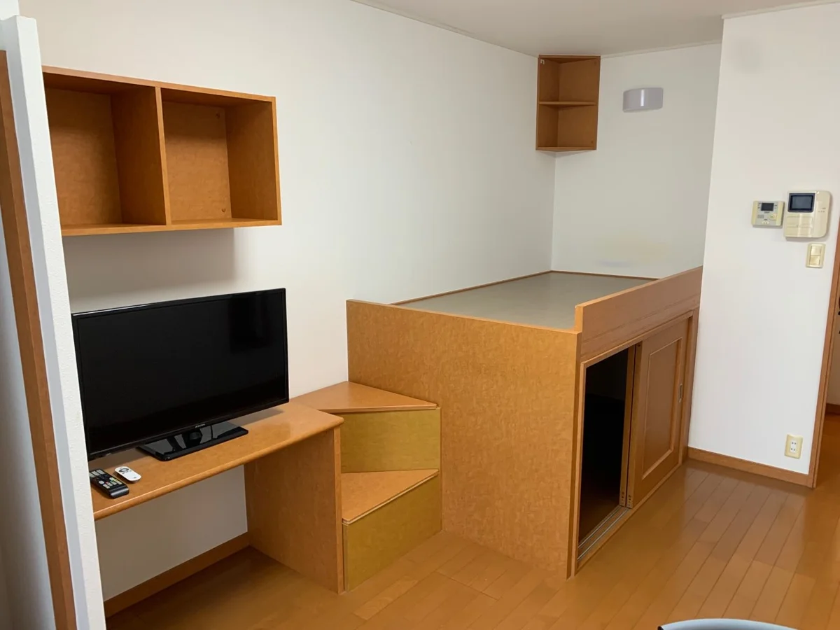 2階は絨毯仕様です。
