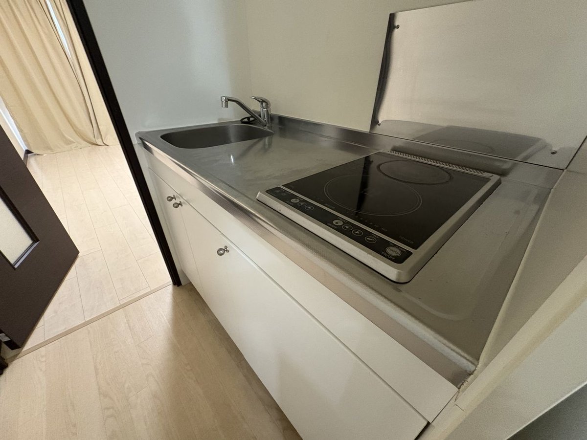 実際のお部屋と異なる場合がございます。