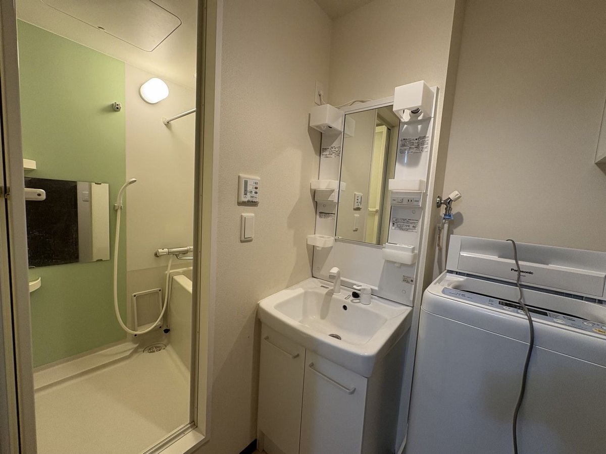 実際のお部屋と異なる場合がございます。