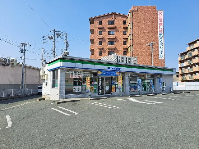 徒歩4分