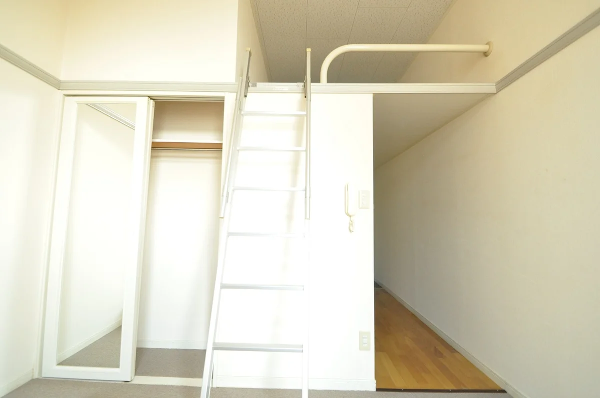 姿見も付いている為、持ってくる必要なし！