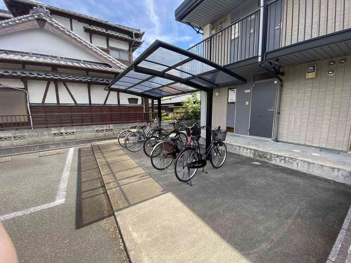 写真と現状が異なる場合は現状を優先します。