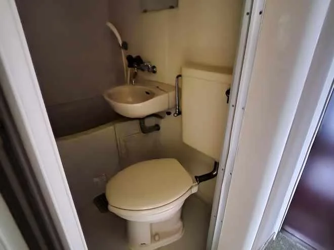 実際のお部屋と異なる場合がございます。