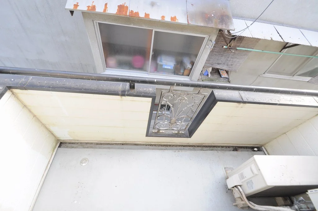 同シリーズの類似となります。現況を優先致します。