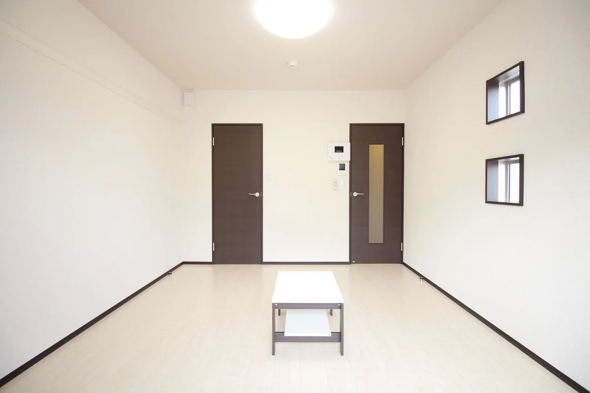 シンプルな居住空間はどんな生活スタイルにもマッチします♪