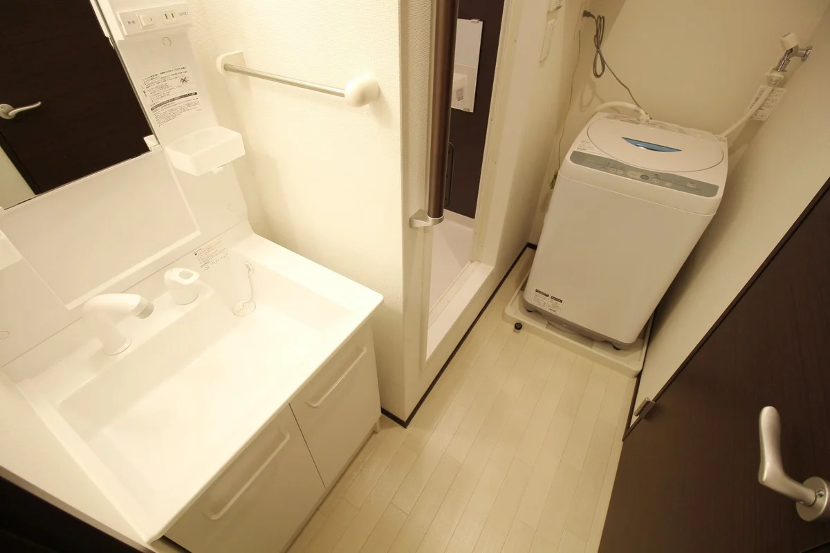 独立タイプの洗面台＆脱衣スペース