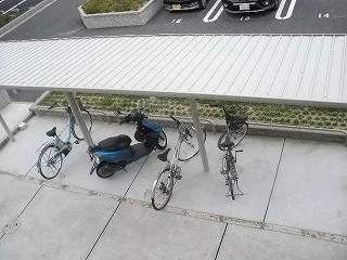 屋根付駐輪場