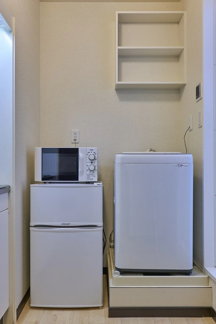 洗濯機・冷蔵庫・電子レンジ完備