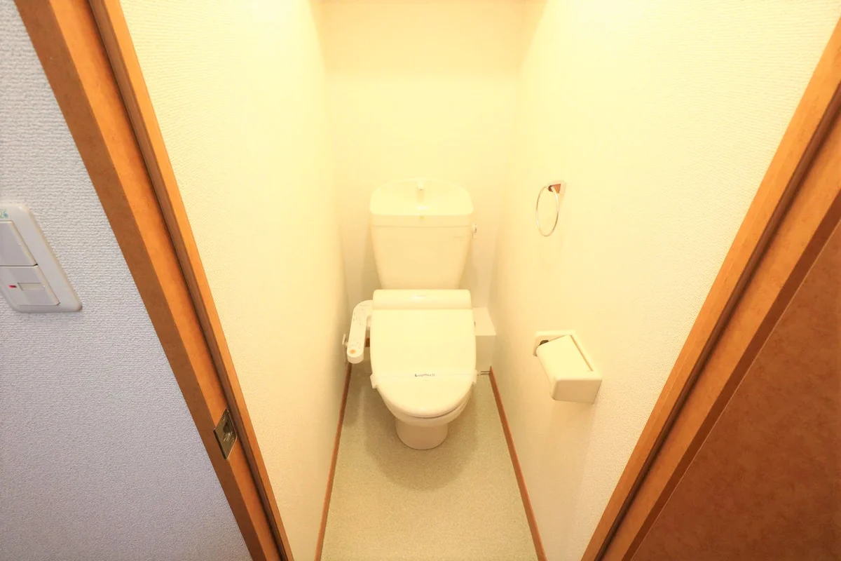 温水洗浄便座を完備しており快適な毎日を！