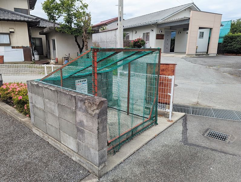 ゴミ置き場
