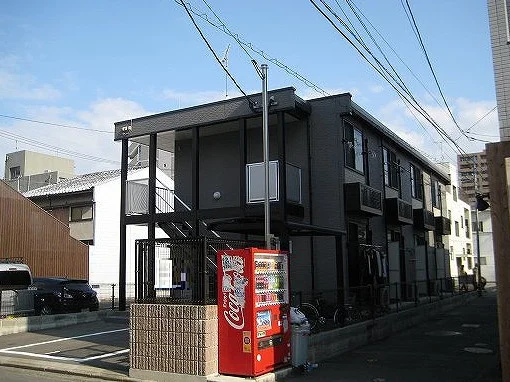 駐車場、ゴミ置き場