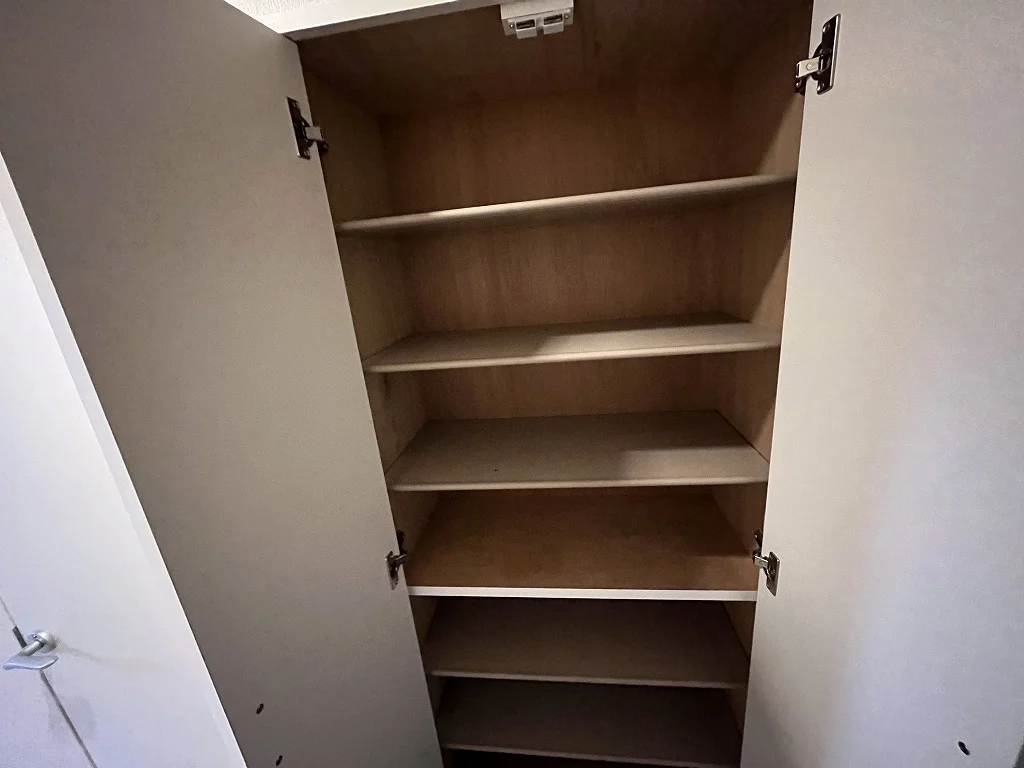 シューズボックス