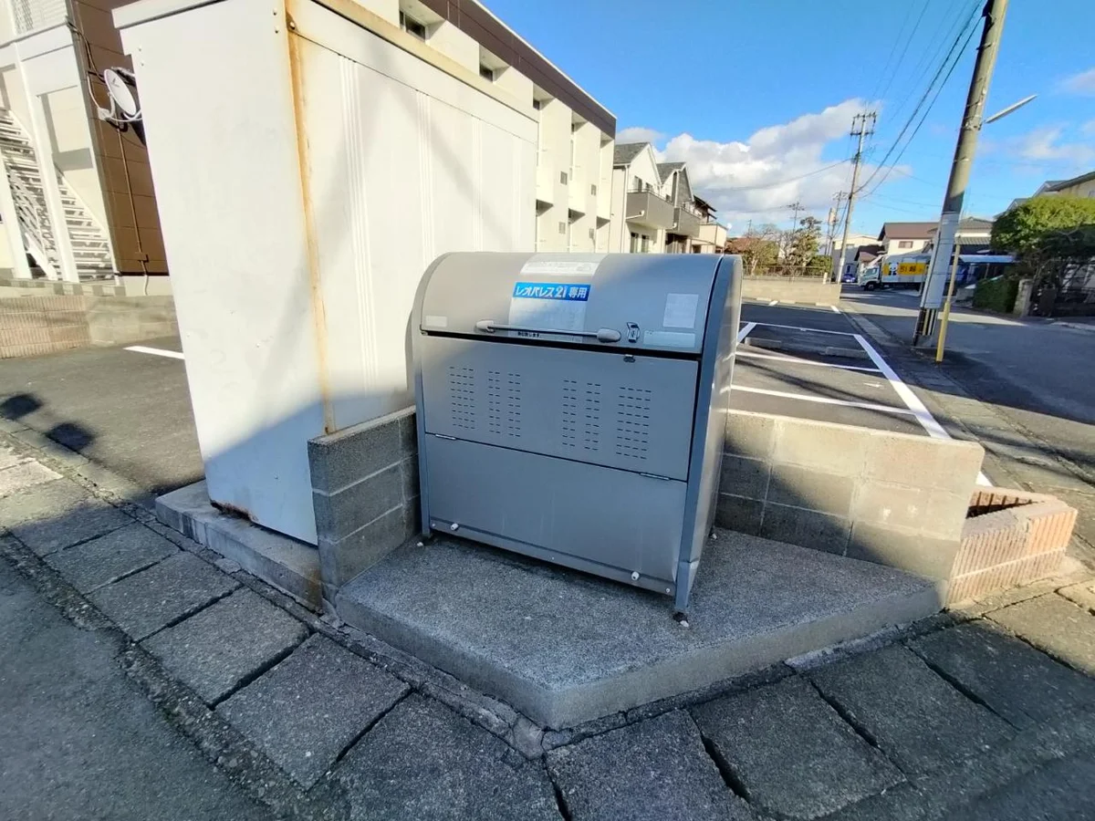 設備・仕様は号室により異なる為、現況を優先致します。