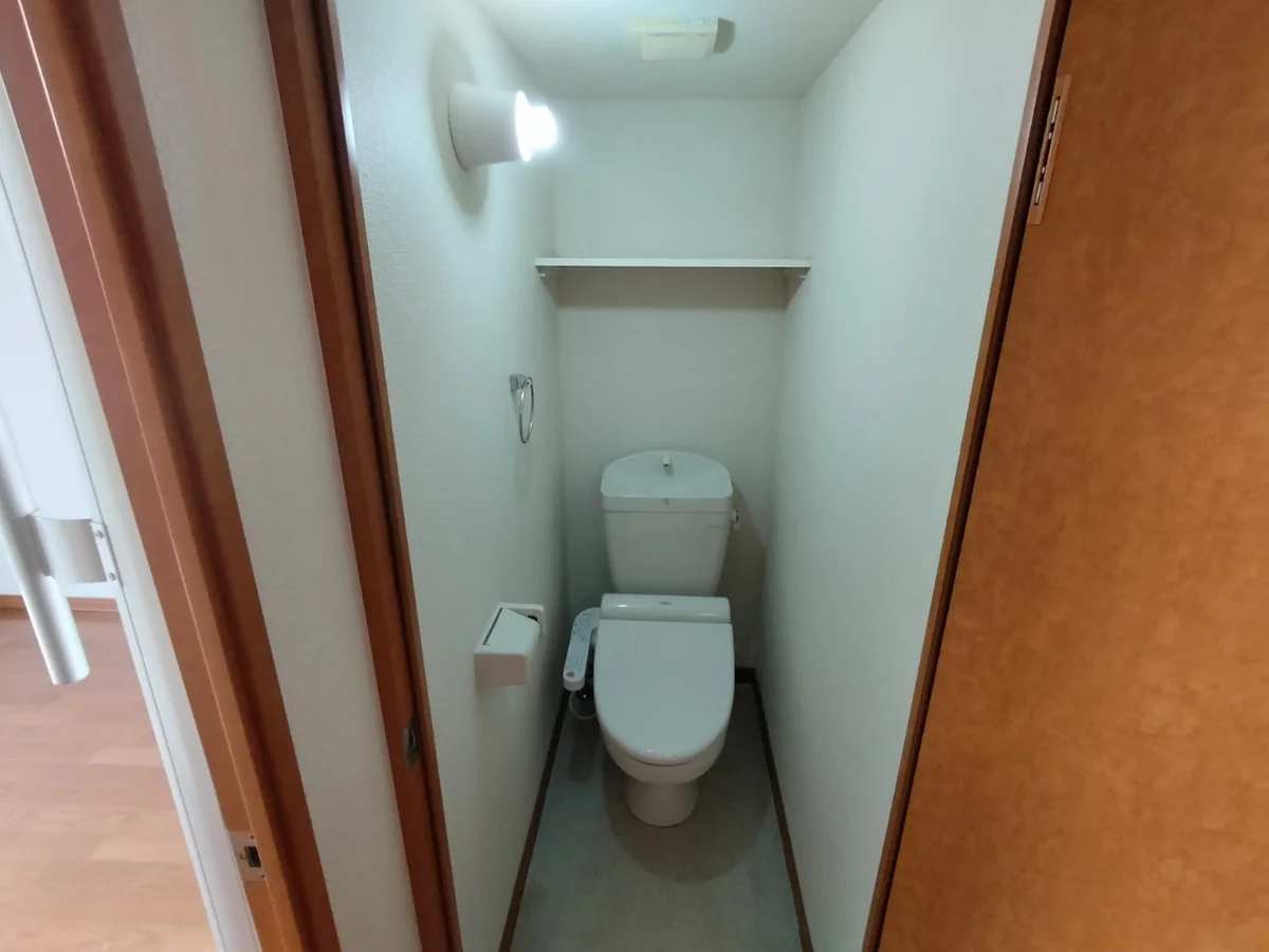 設備仕様は号室により異なる為、現況を優先致します。