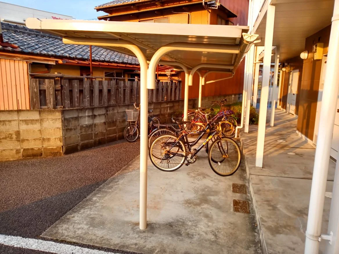 屋根付き駐輪場