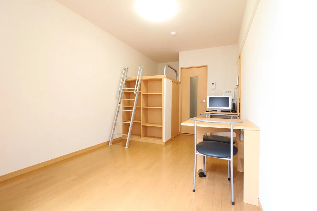 当社人気のハイベッドタイプ!!!決め手はベッド下の収納