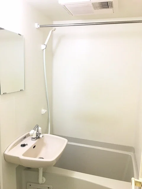 設備・仕様は号室により異なる為、現況を優先致します。