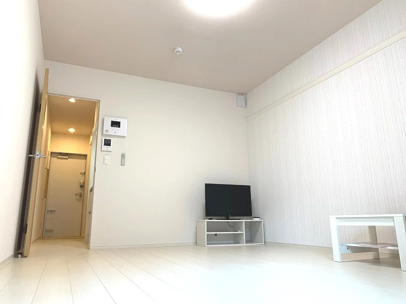 【居間】家具家電付きでお金をかけずに新生活をスタート