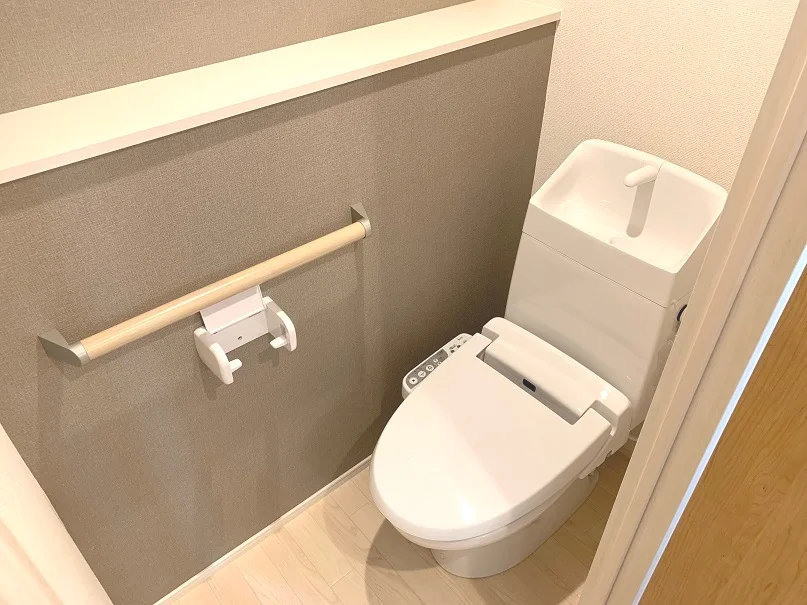 【トイレ】温水洗浄便座付き