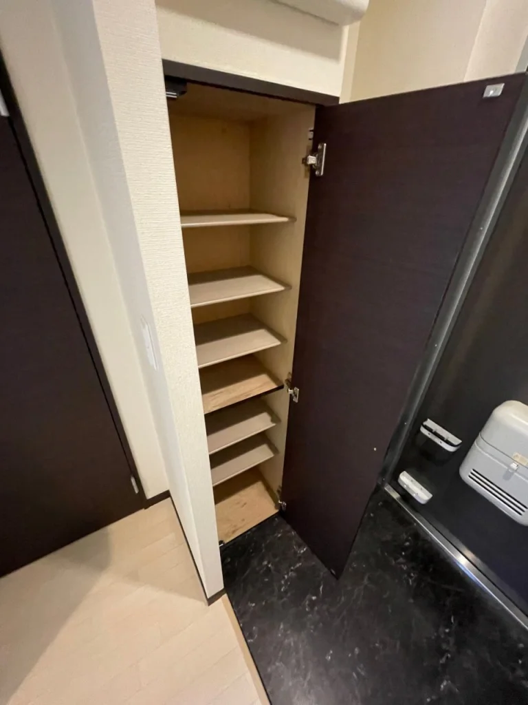 シューズボックス