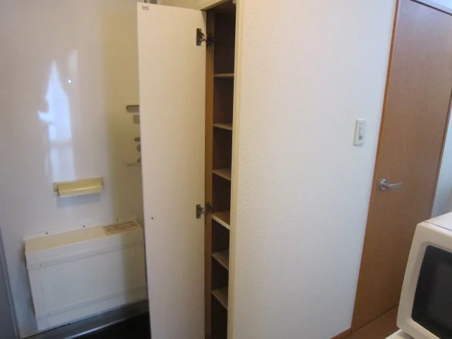 靴棚・宅配ボックスが付いています。