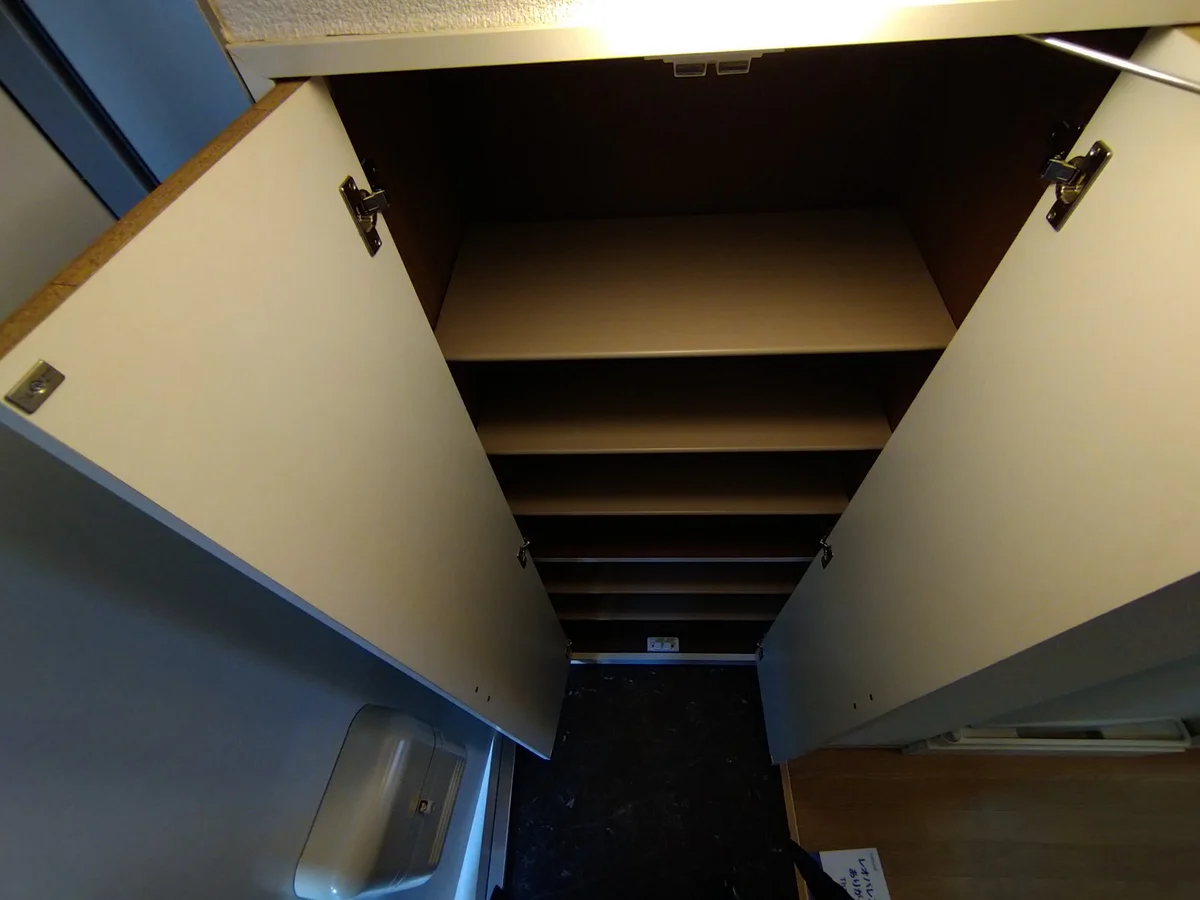 シューズボックス