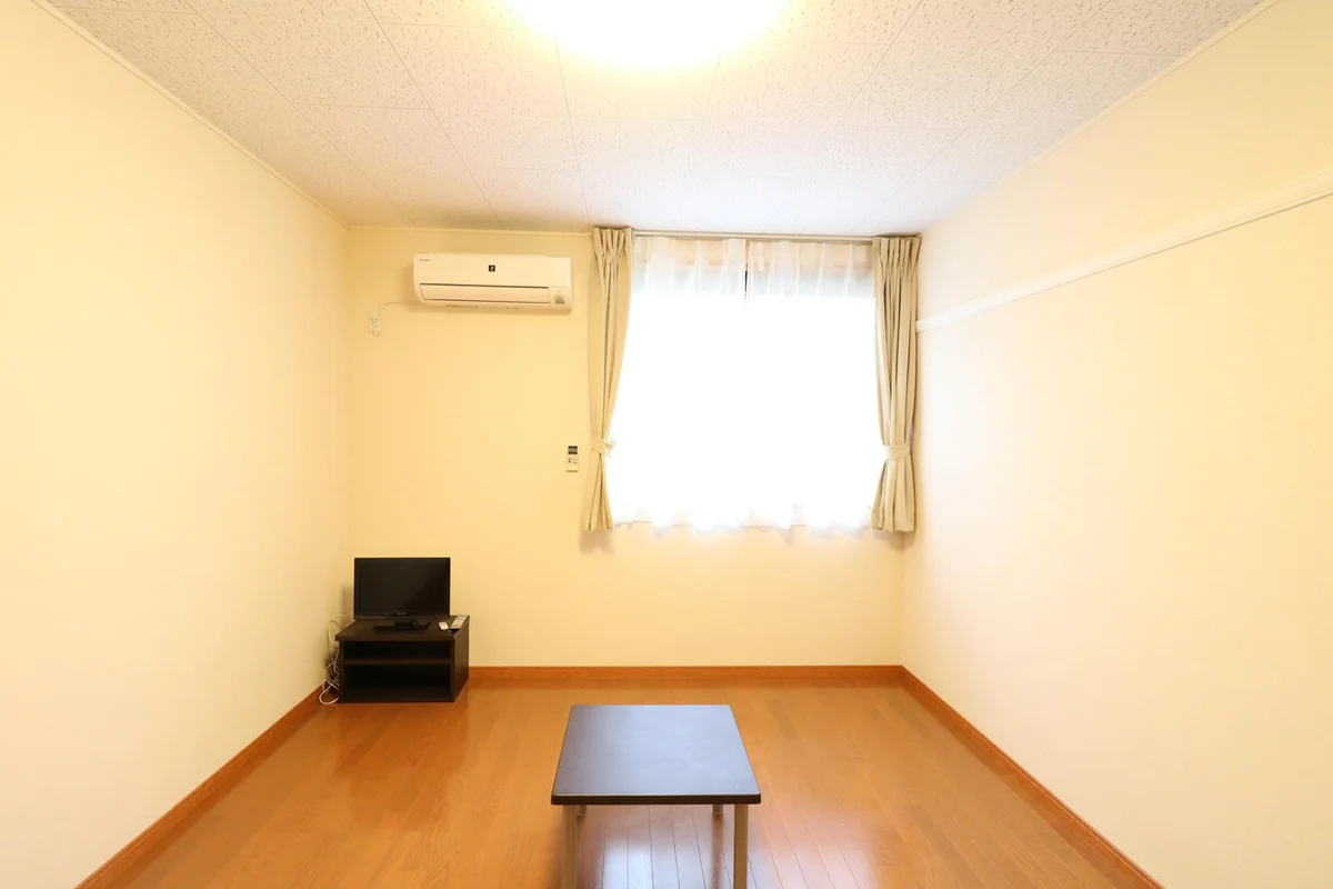 １Ｆはフローリング仕様・２Ｆは絨毯仕様になります。