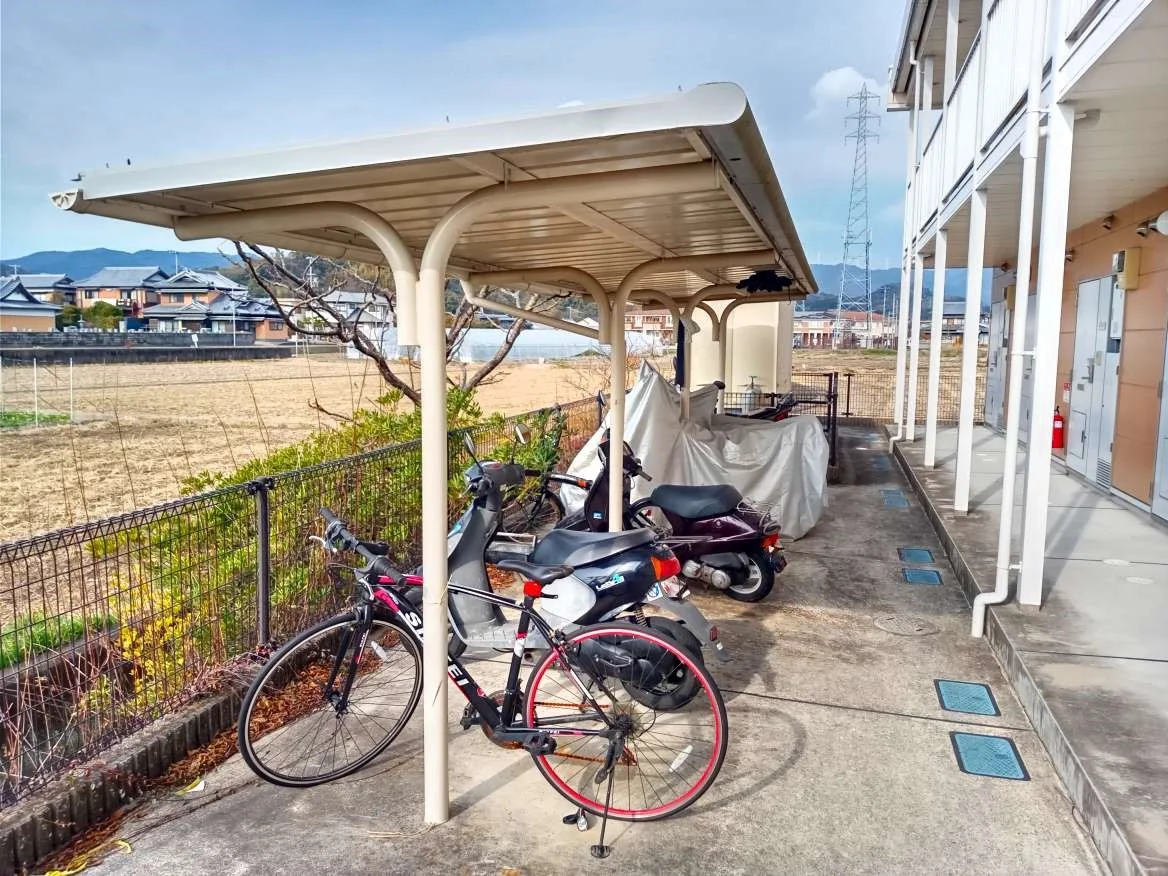 屋根付き駐輪場
