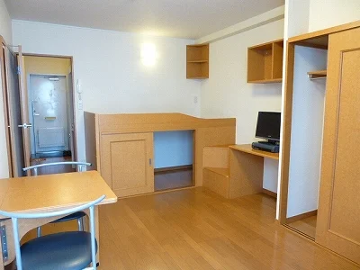 ベット・階段収納部分