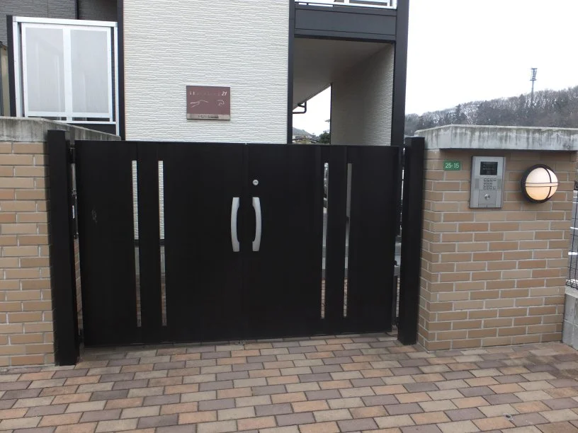 オートロックゲート付き。