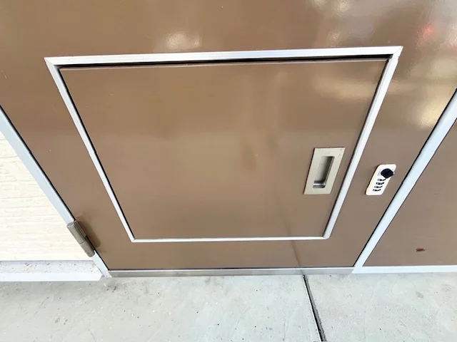 宅配ボックス