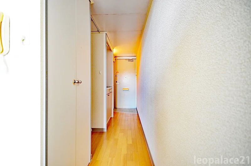 同シリーズの類似となります。現況を優先致します。