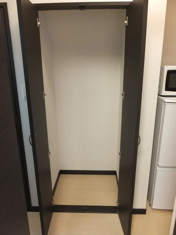 廊下にある物入れです