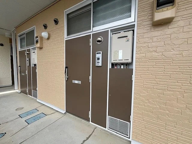 2口の電気コンロ付き