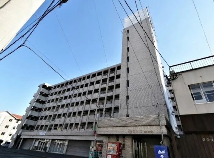 高層マンションで　エレベーターあり！郵便ポストもあり郵送対応可能！