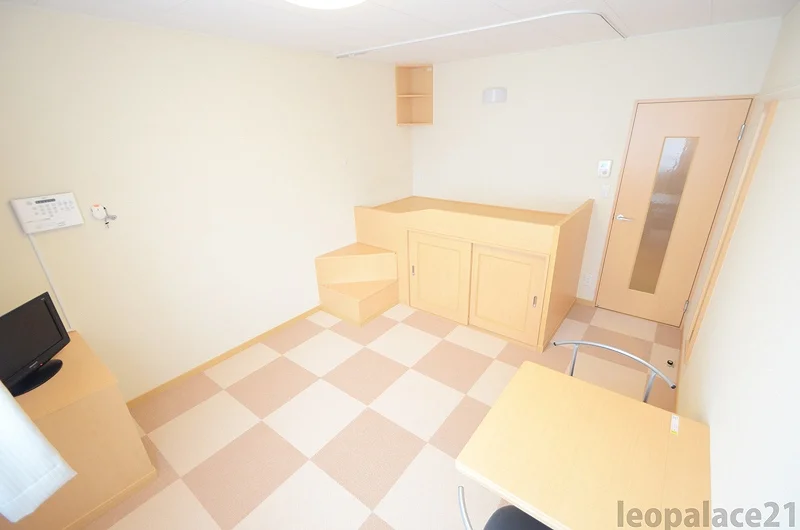 実際のお部屋と異なる場合がございます。