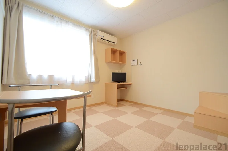 実際のお部屋と異なる場合がございます。