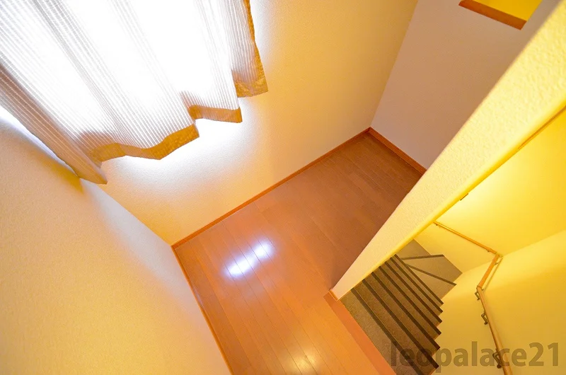 設備・使用は号室により異なる為、現況を優先致します。