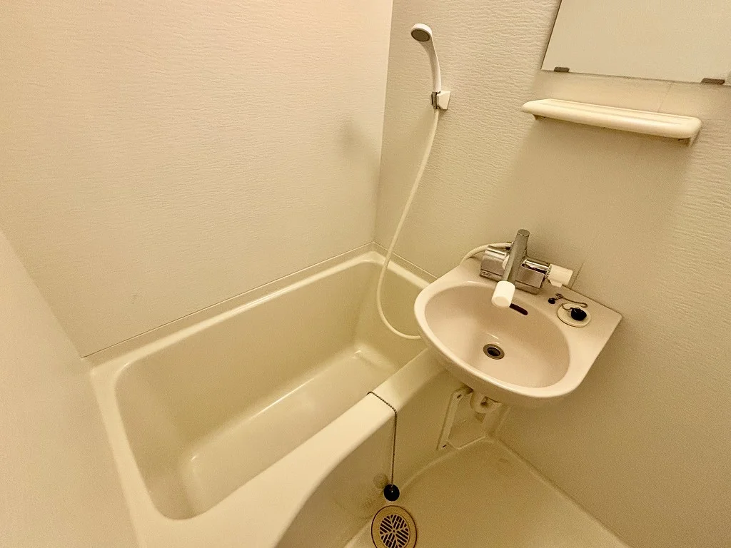 設備・仕様は号室により異なる為、現状を優先いたします。