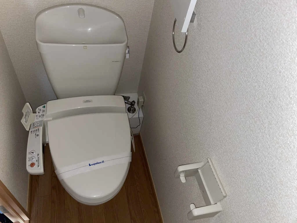 実際のお部屋と異なる場合がございます。