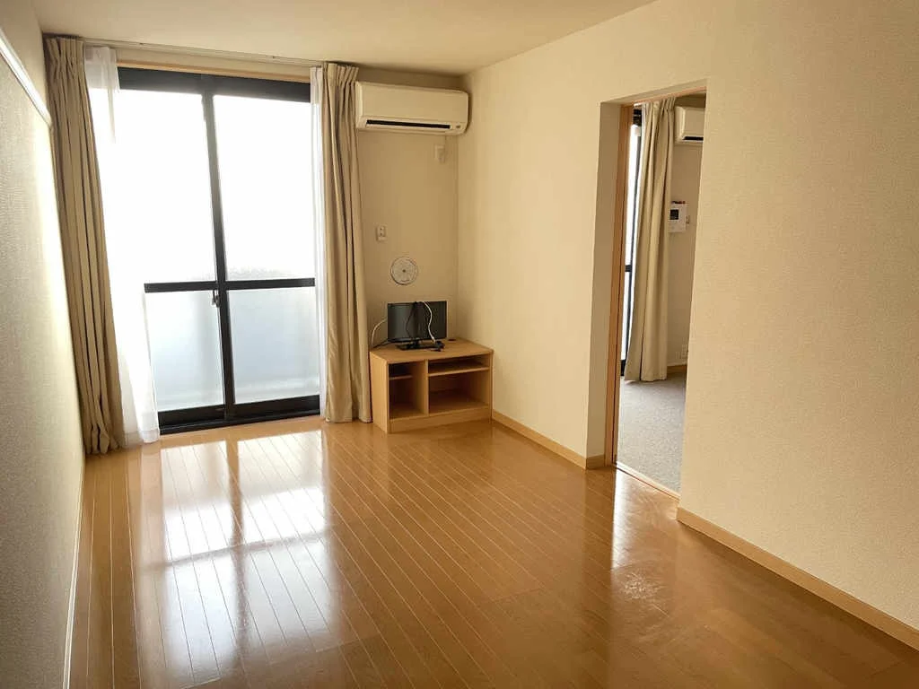 実際のお部屋と異なる場合がございます。