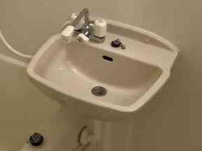 設備・使用は号室により異なる為、現況を優先致します。
