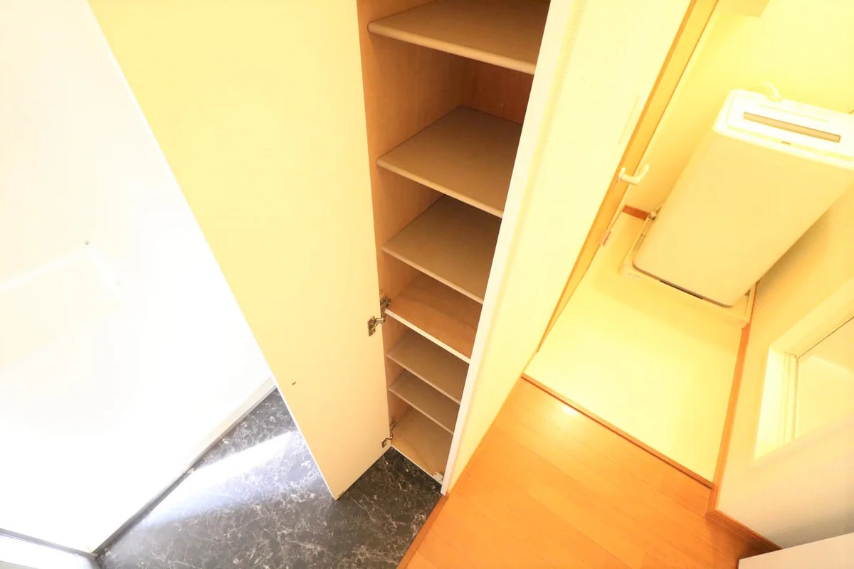 シューズボックス完備により女性でも安心